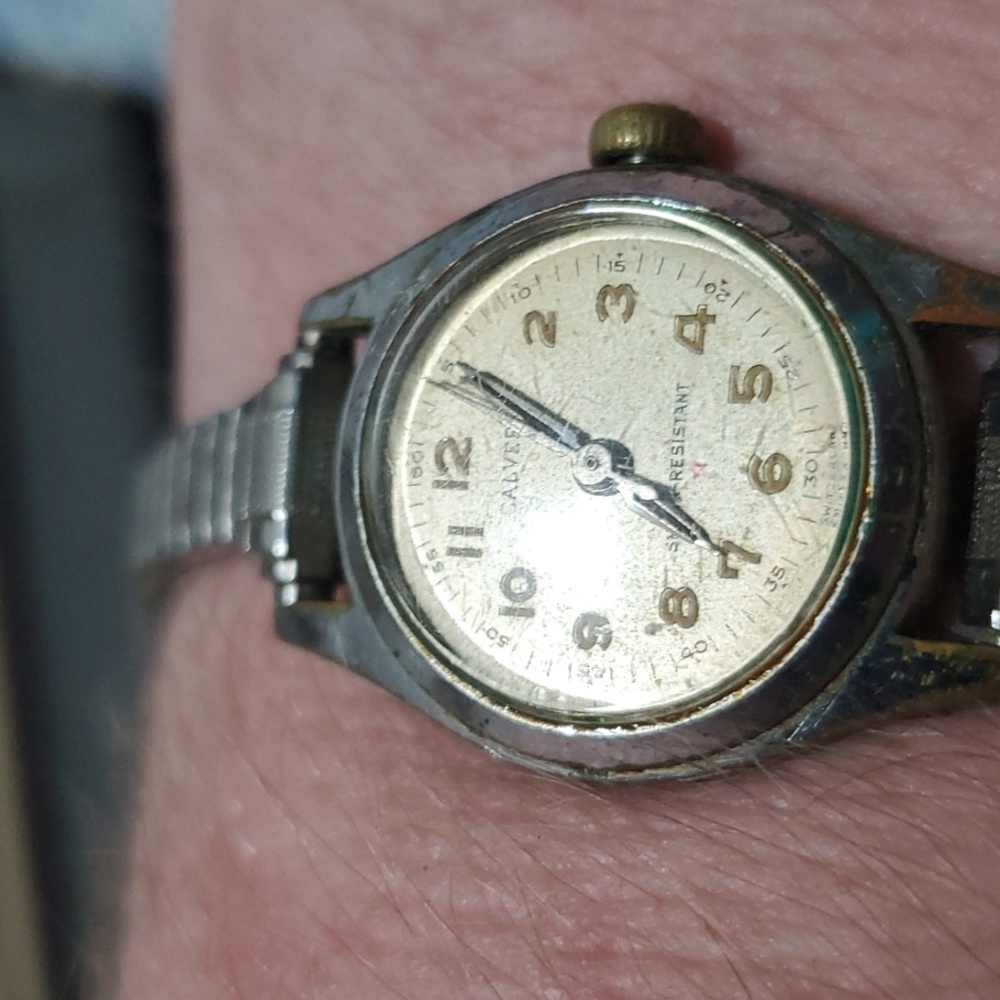 Antique Calvert Watch - Picture 3 of 3